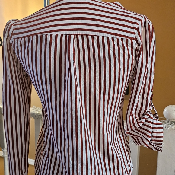 Chic Red Wine and White Striped Blouse with Zipper - Picture 5 of 8